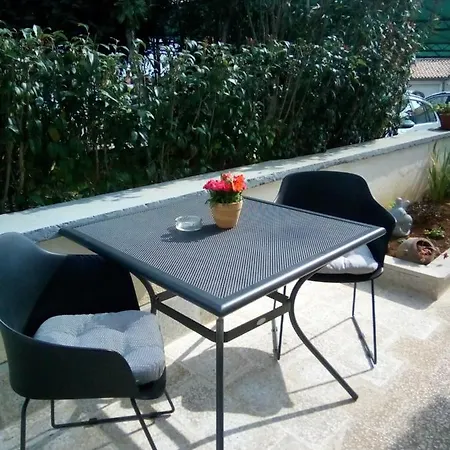 Apartments Radmila Porec Exterior photo