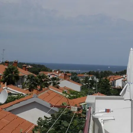 Apartments Radmila Porec Exterior photo