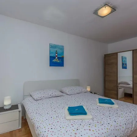 Apartments Radmila Porec Exterior photo