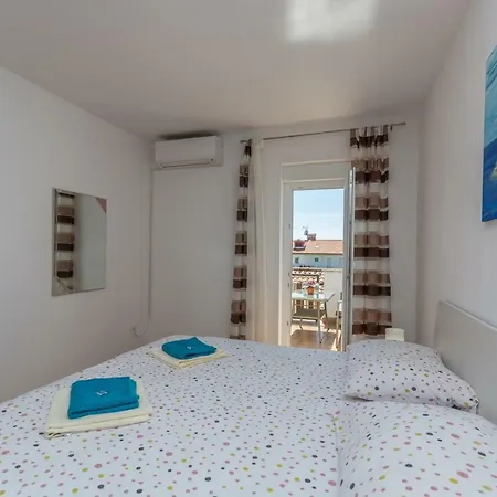 Apartments Radmila Porec Exterior photo