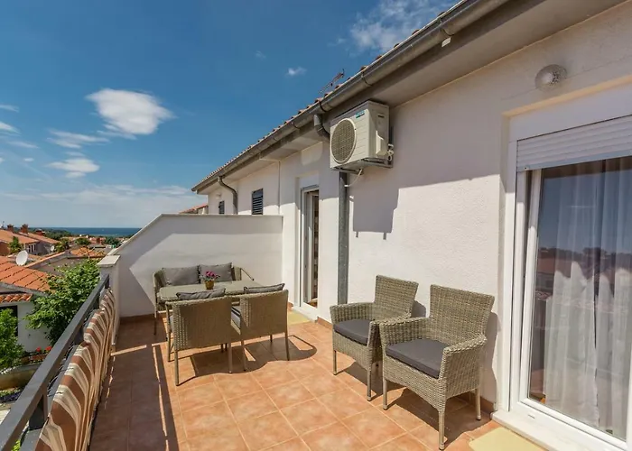 Apartments Radmila