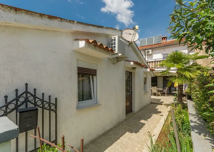 Apartments Radmila